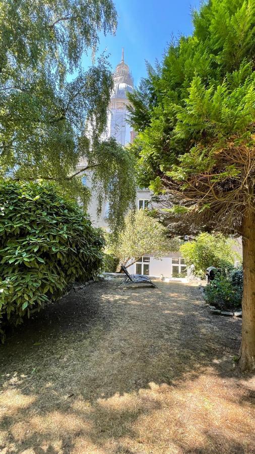 Au Jardin De La Basilique Apartment Boulogne-sur-Mer Luaran gambar